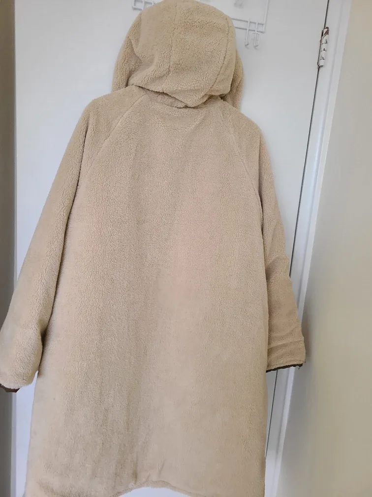 Reversible Sherpa & Puffer Coat - Brown & Beige image indicator(7)