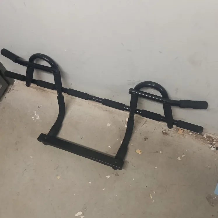 Pull Up Bar - Doorway Exercise Bar