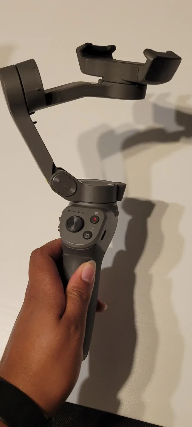 DJI Osmo Mobile 3 Gimbal Stabilizer image indicator(3)