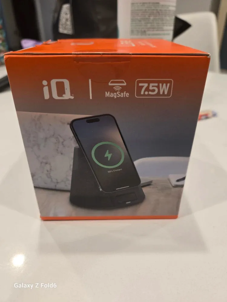 New iQ Wave Home Speaker w/ MagSafe Charger image indicator(2)