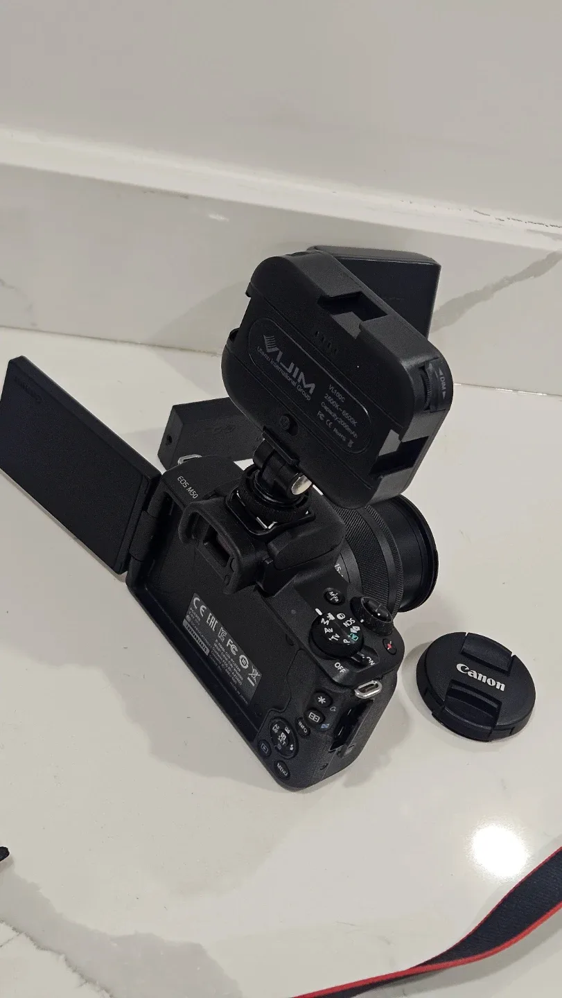 Canon EOS M50 Camera with Accessories image indicator(3)