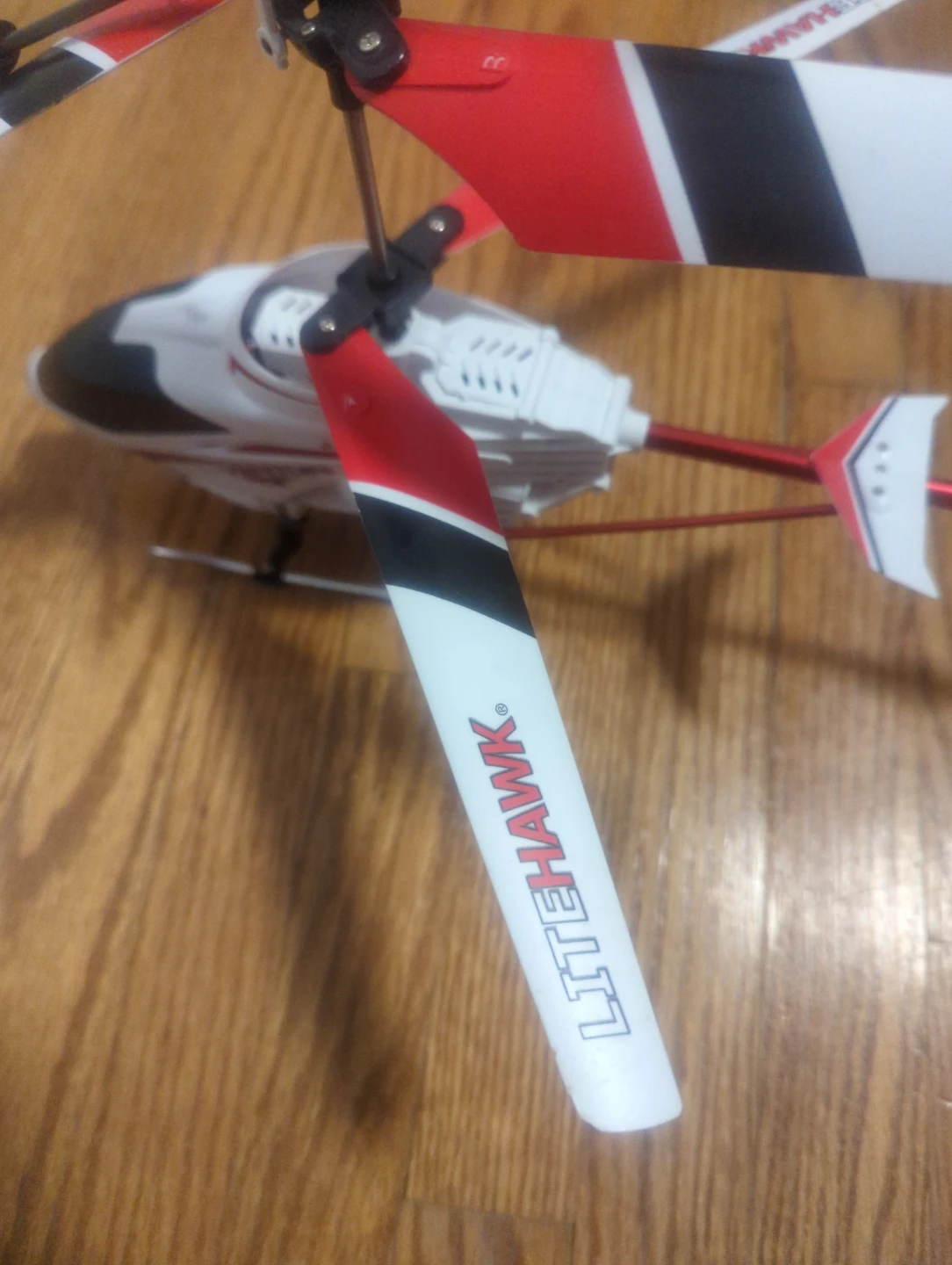 LiteHawk RC Helicopter - photo 2