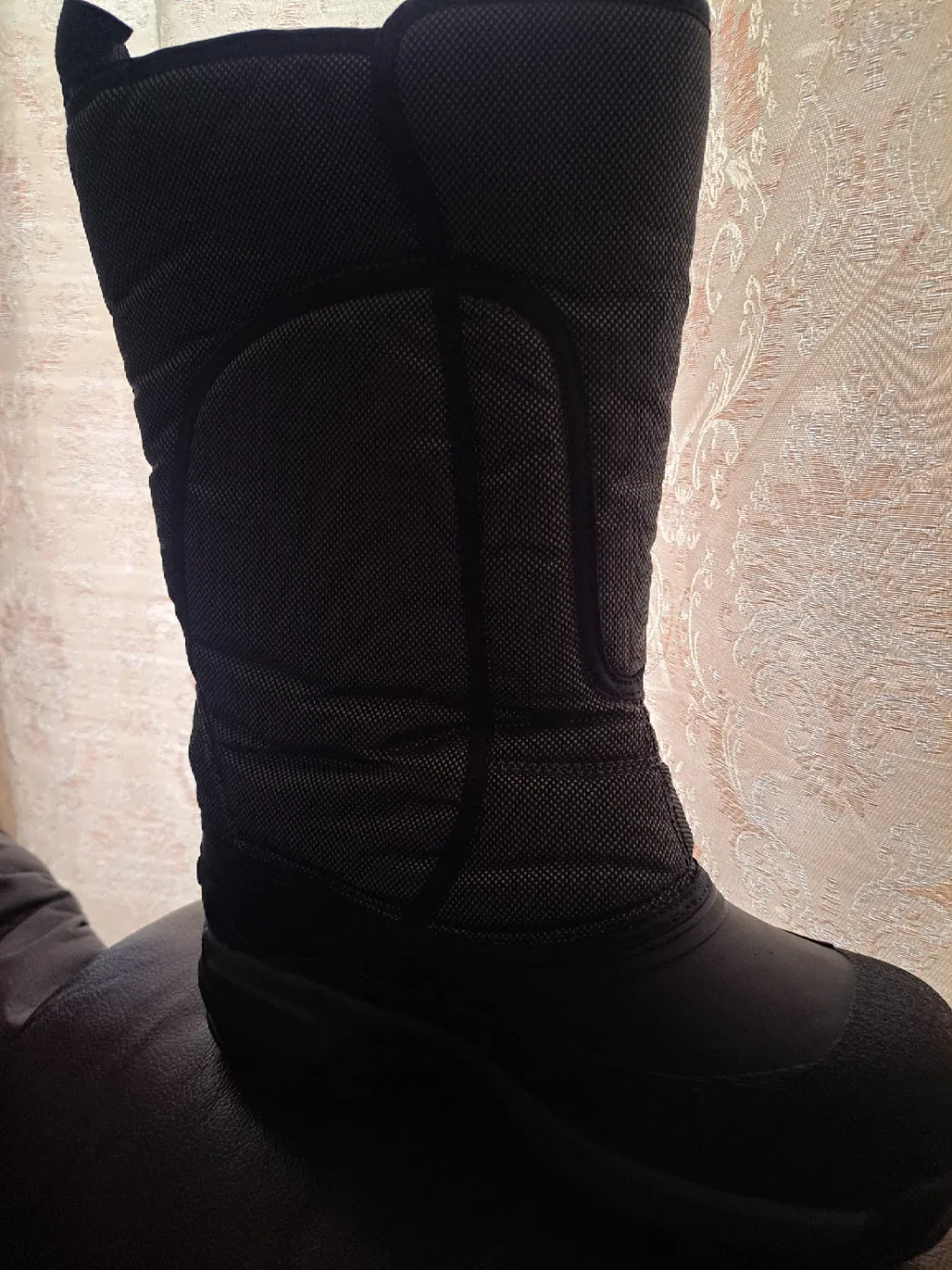 Windriver Winter Boots Sz 8 image indicator(2)