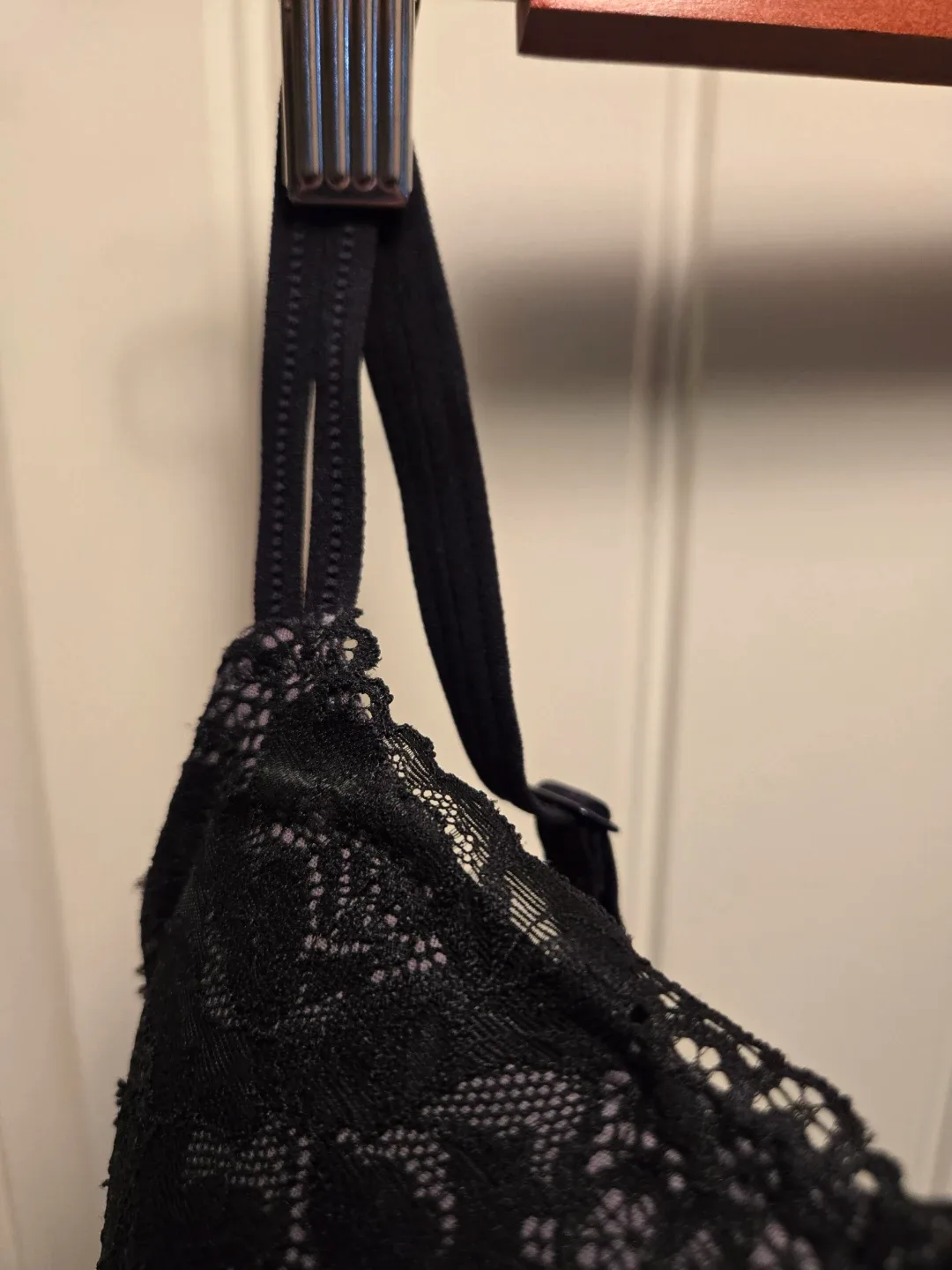 42D Torrid Curvy Black Lace Underwire Bra image indicator(3)