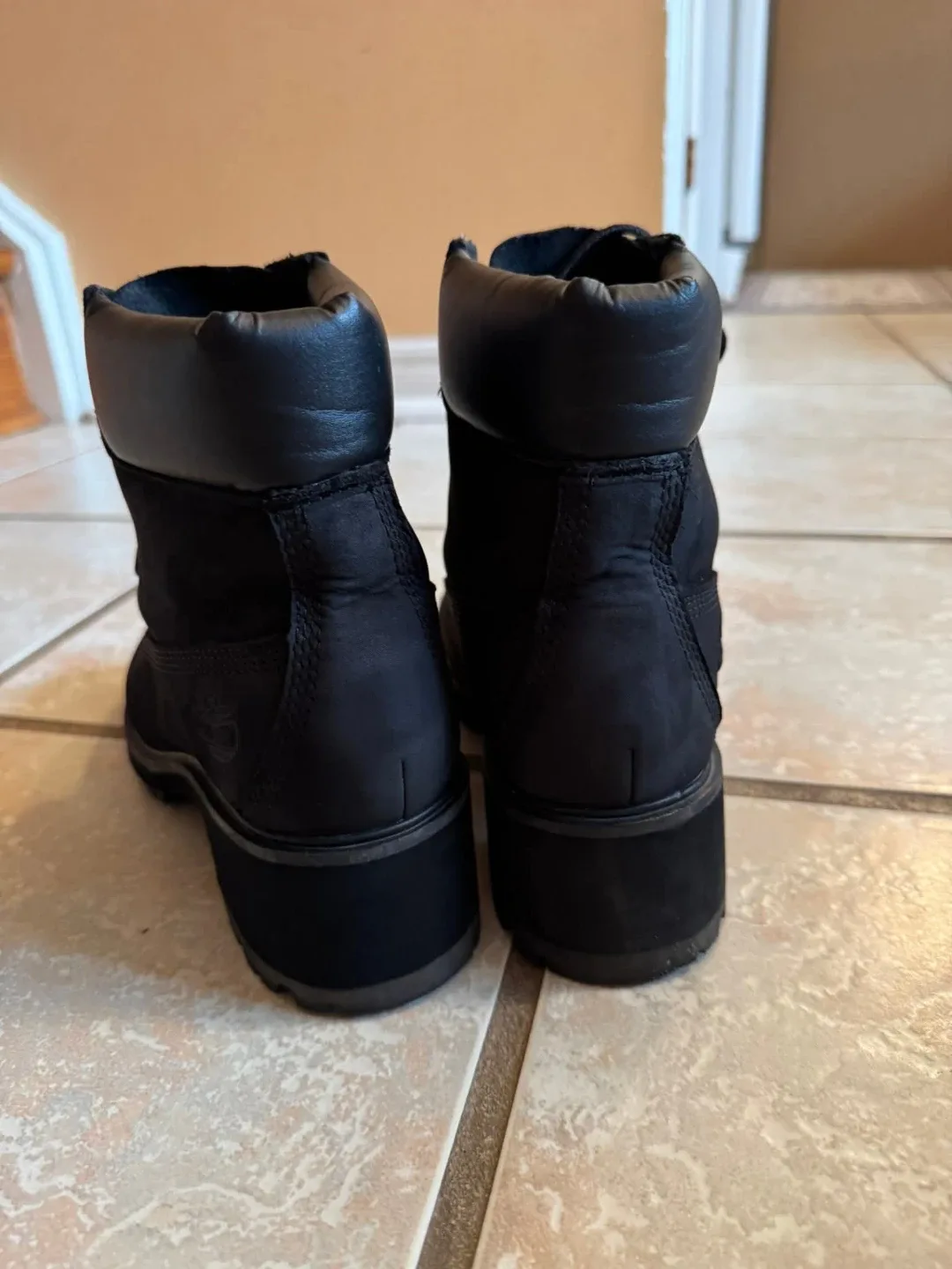 Timberland Women's Kinsley 6-Inch Waterproof Boot image indicator(6)