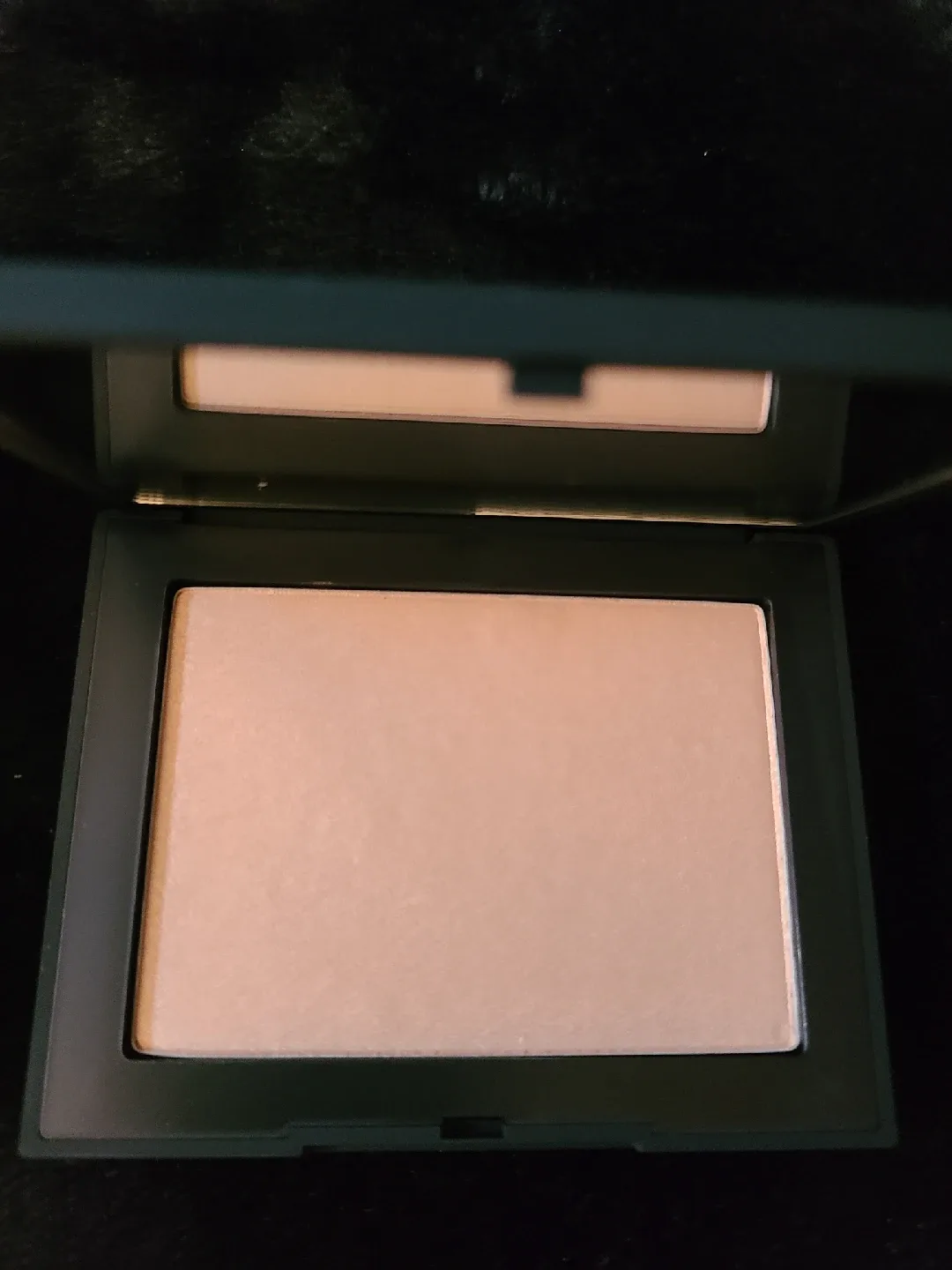 NARS Fort de France & Albatross Highlighting Blush image indicator(2)