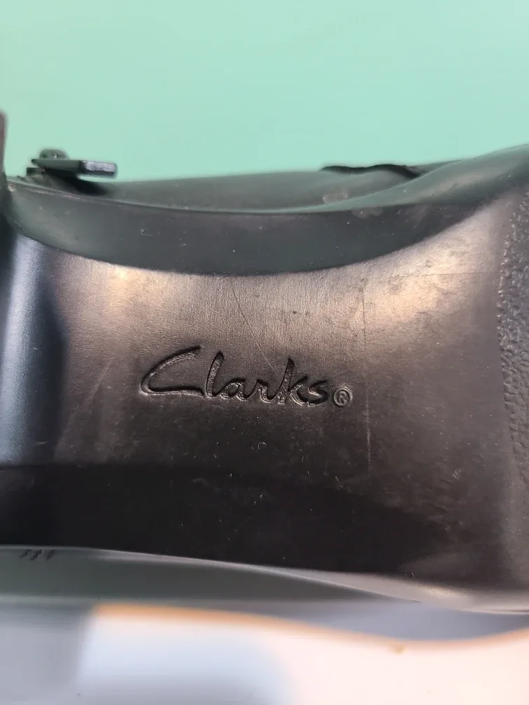 Clarks Black Leather Ankle Boots image indicator(8)