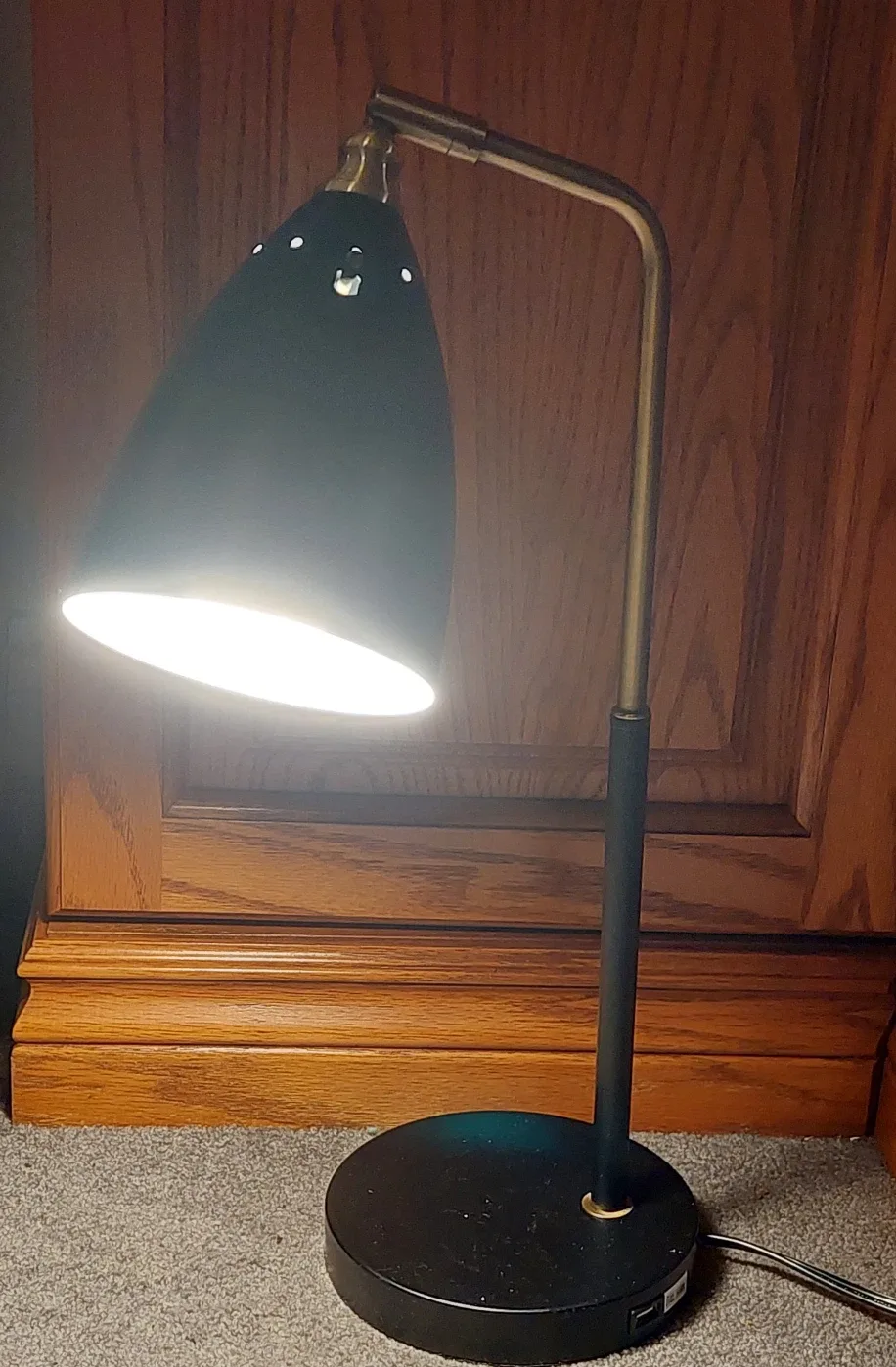 Black Desk Lamp with USB Port image indicator(3)