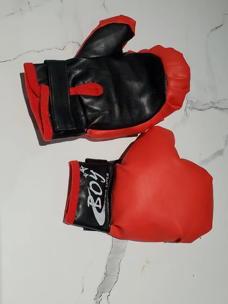 Freestanding Punching Bag image indicator(4)