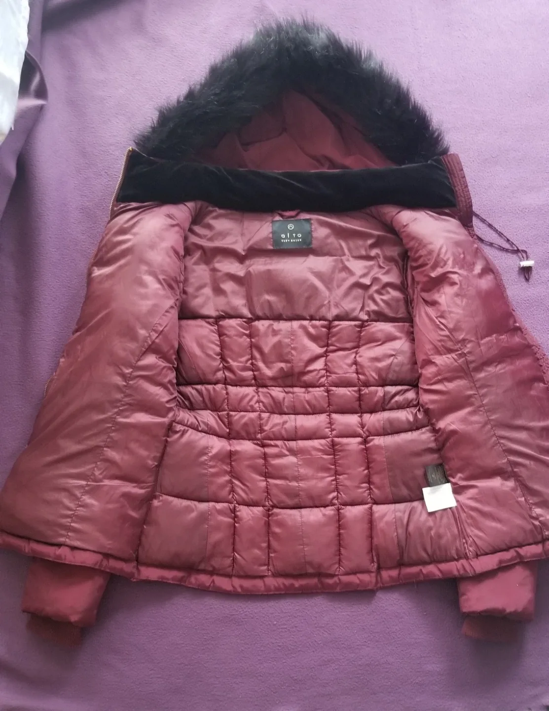 SUZY SHIER Short Puffer Jacket image indicator(9)