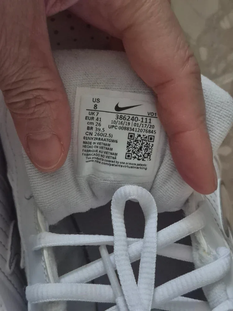 Nike Shoes US 8 image indicator(2)