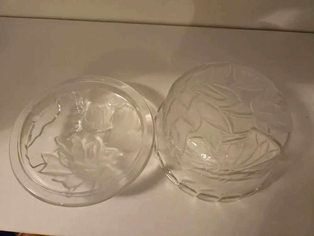 Vintage Kig Indonesia Glass Bowls with Lids: Floral 3D Design image indicator(2)