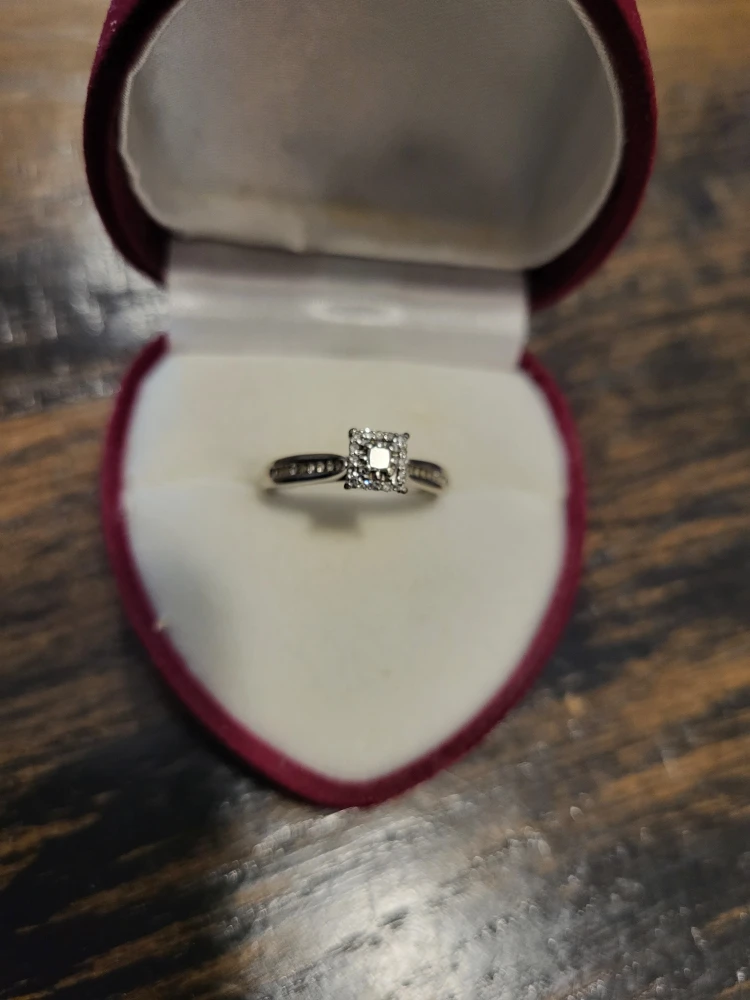 10k White Gold Diamond Engament ring - photo 3
