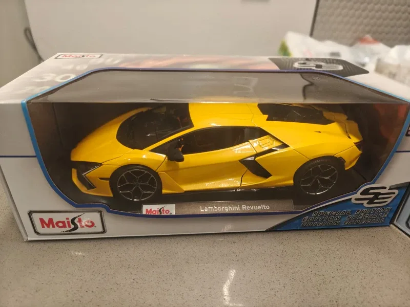 Maisto Diecast Cars - Lamborghini & Ferrari image indicator(2)