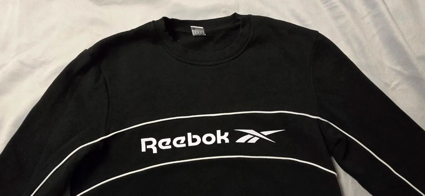 Men's Reebok Black Crewneck Sweatshirt - Size Medium image indicator(4)