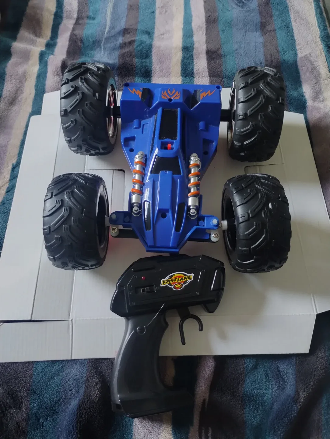 Fast Lane RC Truck with Remote image indicator(2)