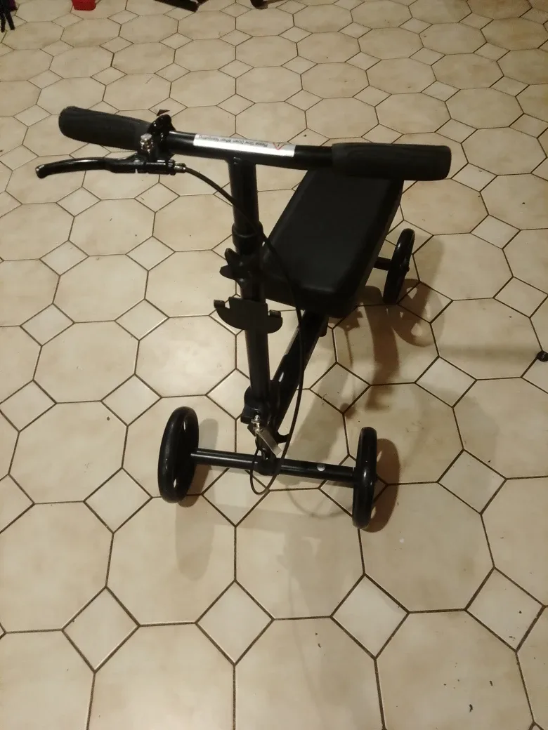 Knee Walker Scooter - Black