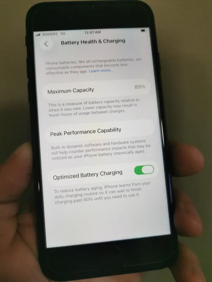 iPhone SE 3rd 5G 128G Midnight image indicator(6)