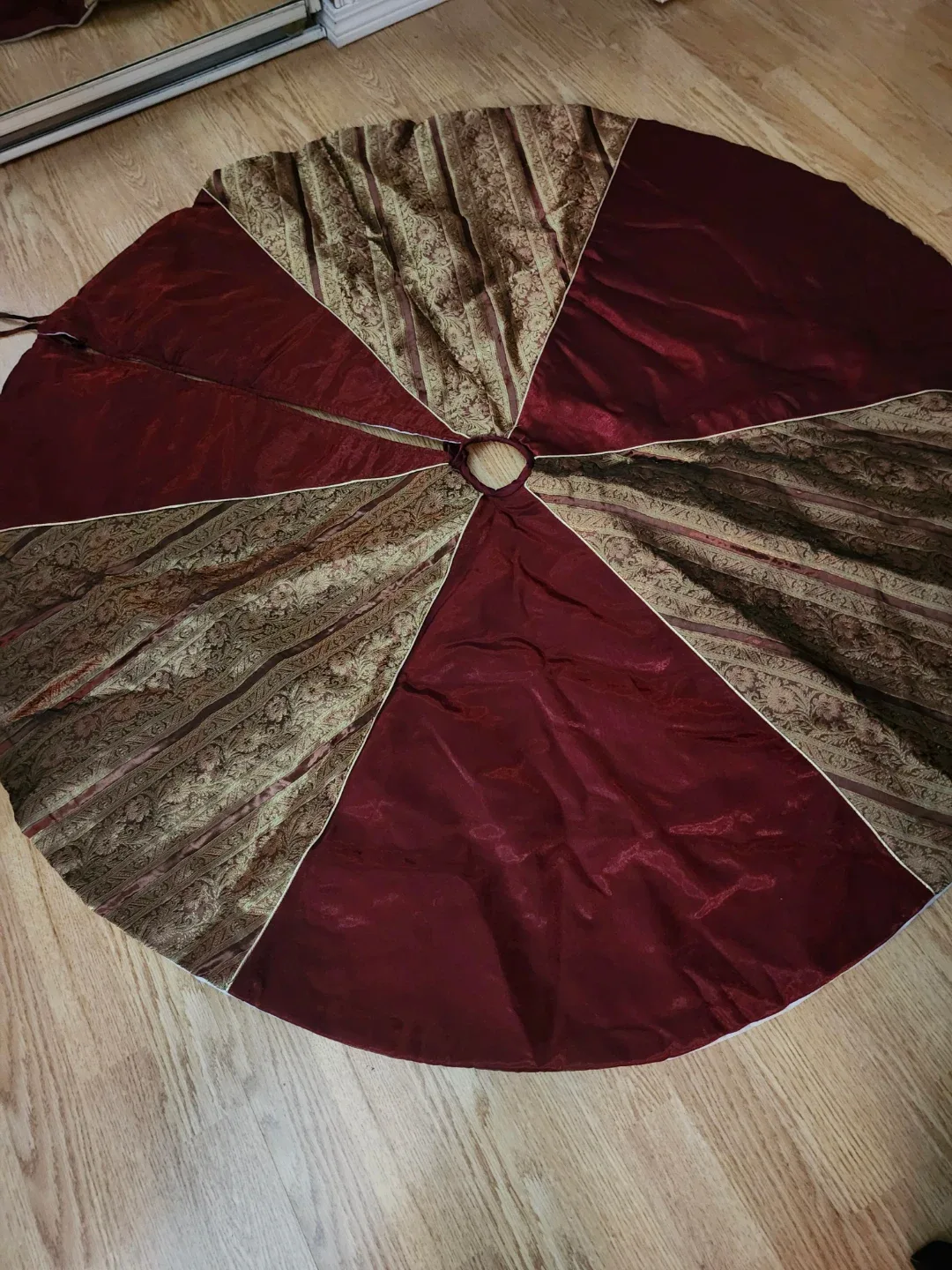 Large Burgundy & Gold Christmas Tree Skirt thumbnail