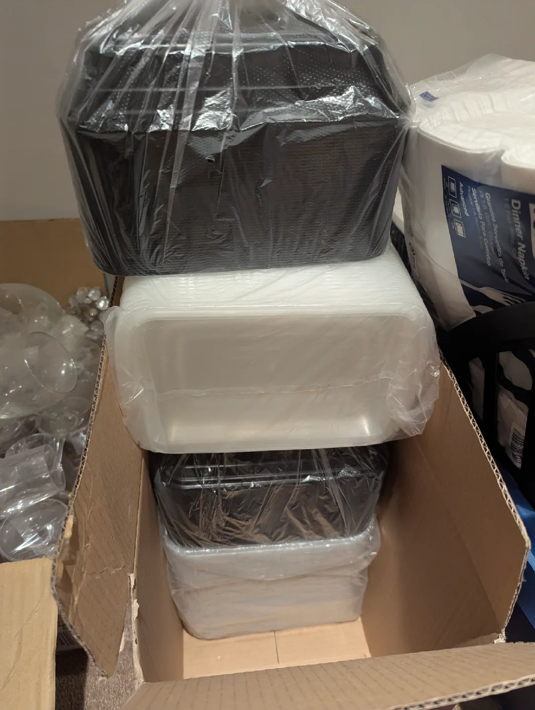 PCM Rectangle Plastic Containers, 150 Sets