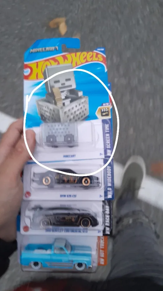 Hot Wheels Minecraft Minecart