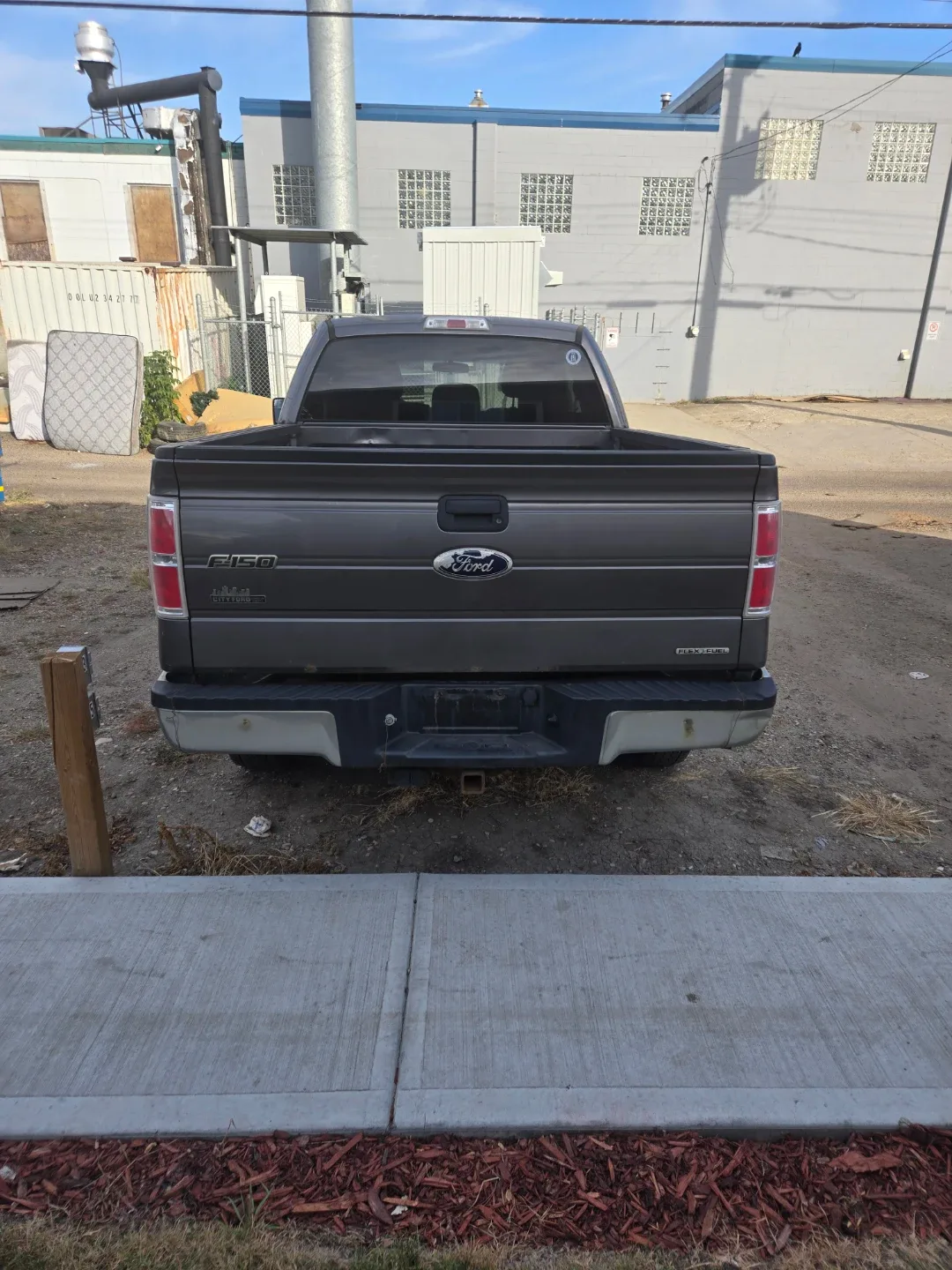 Ford F-150 4x4 Truck image indicator(2)