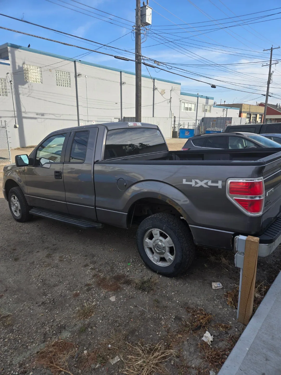 Ford F-150 4x4 Truck image indicator(3)