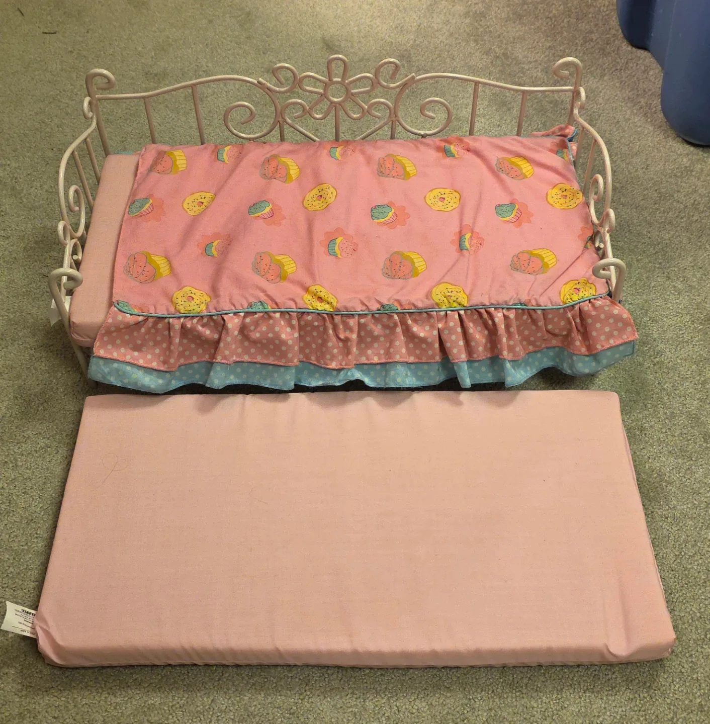 Our Generation Doll Trundle Bed 18' American Girl size image indicator(2)