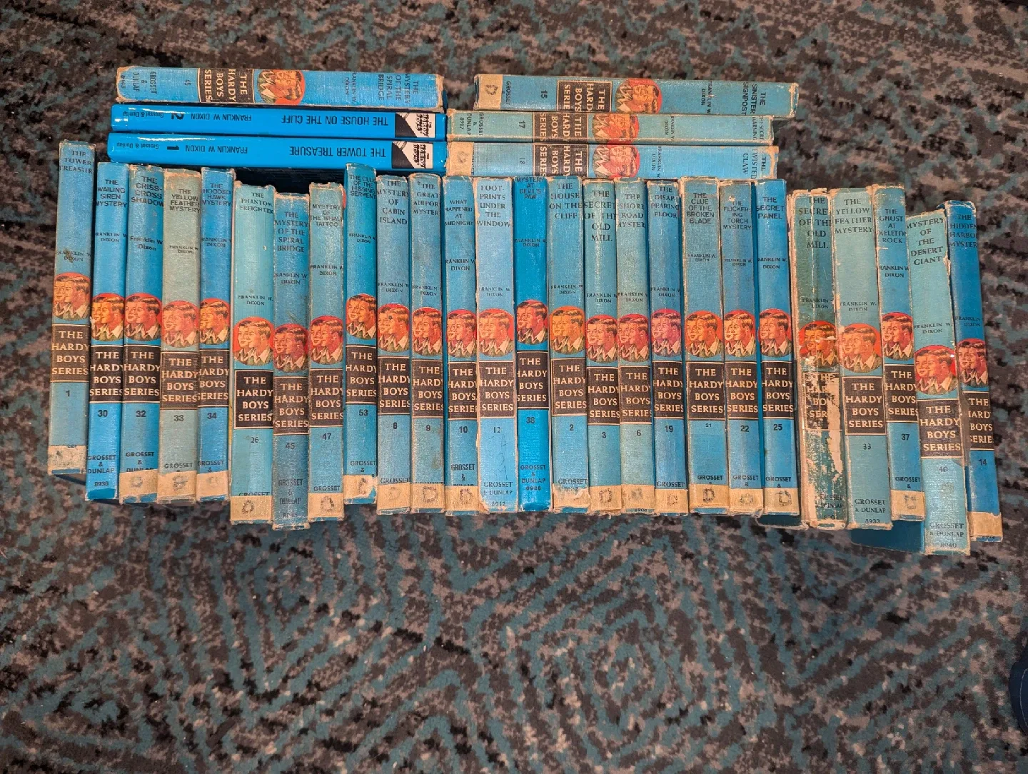 Hardy Boys Book Series - 30+ Books! image indicator(2)