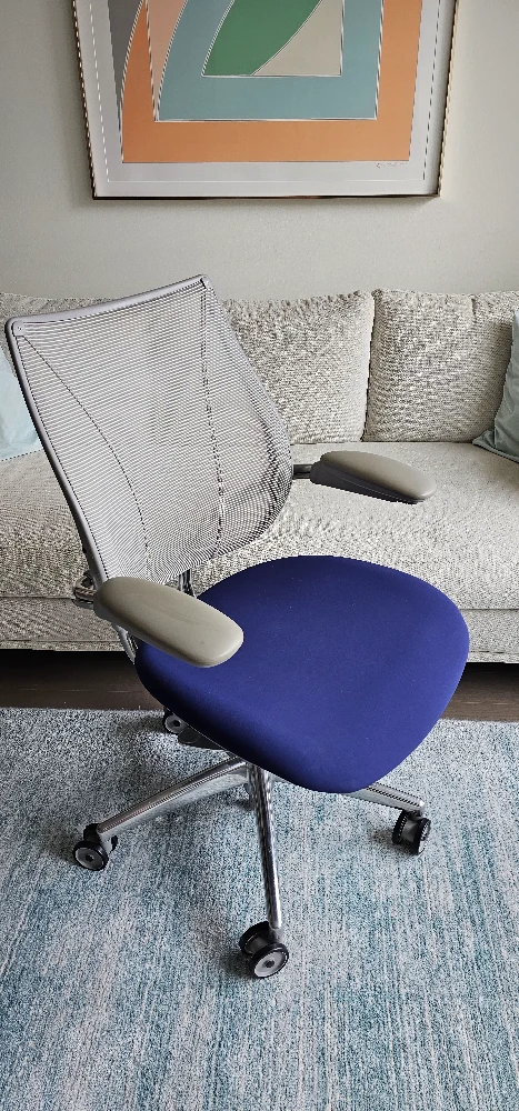 Humanscale Liberty Chair - Blue Seat, Gray grame, Aluminum base - photo 2