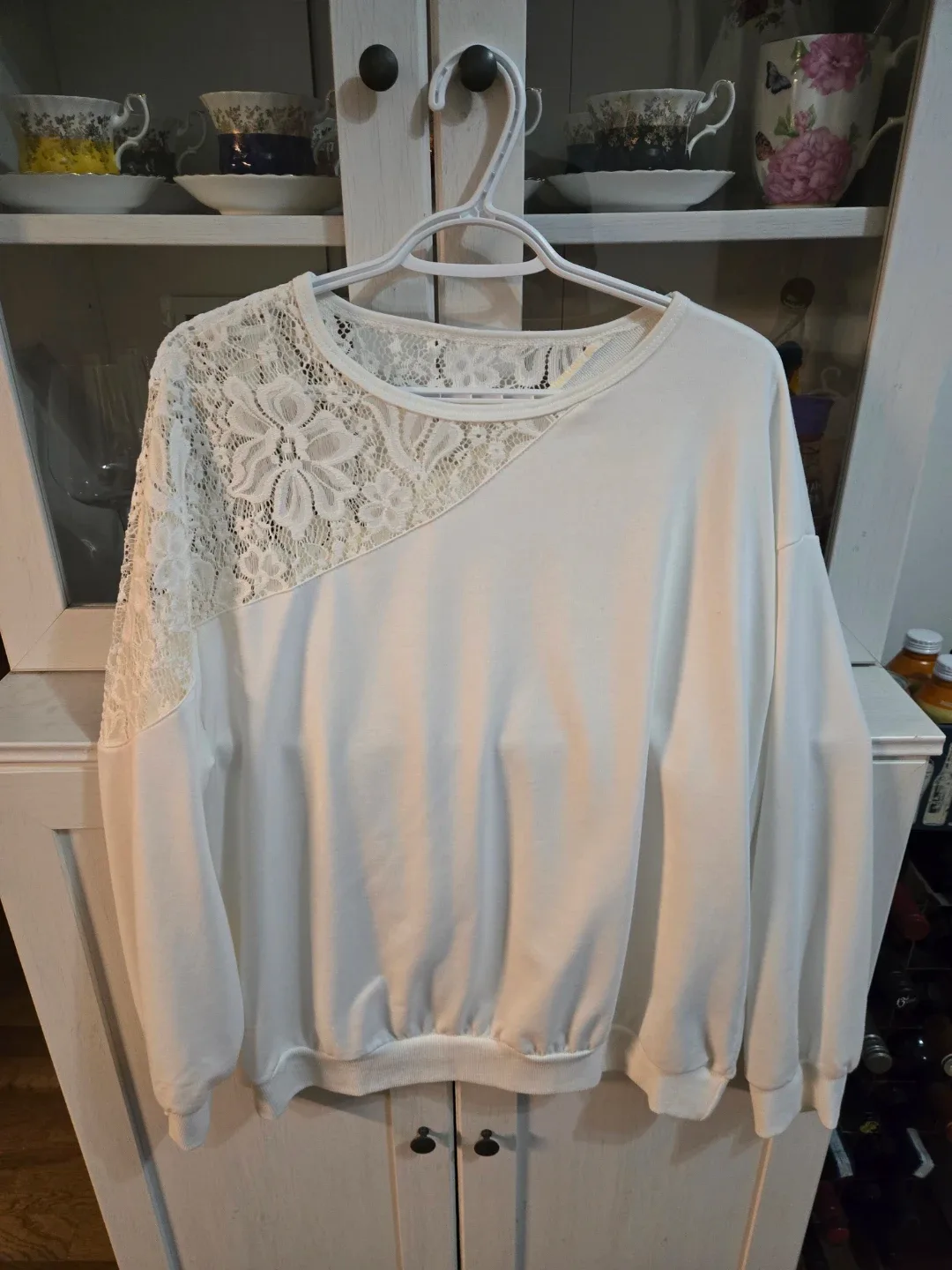 SHEIN Privé Lace Drop Shoulder Sweatshirt