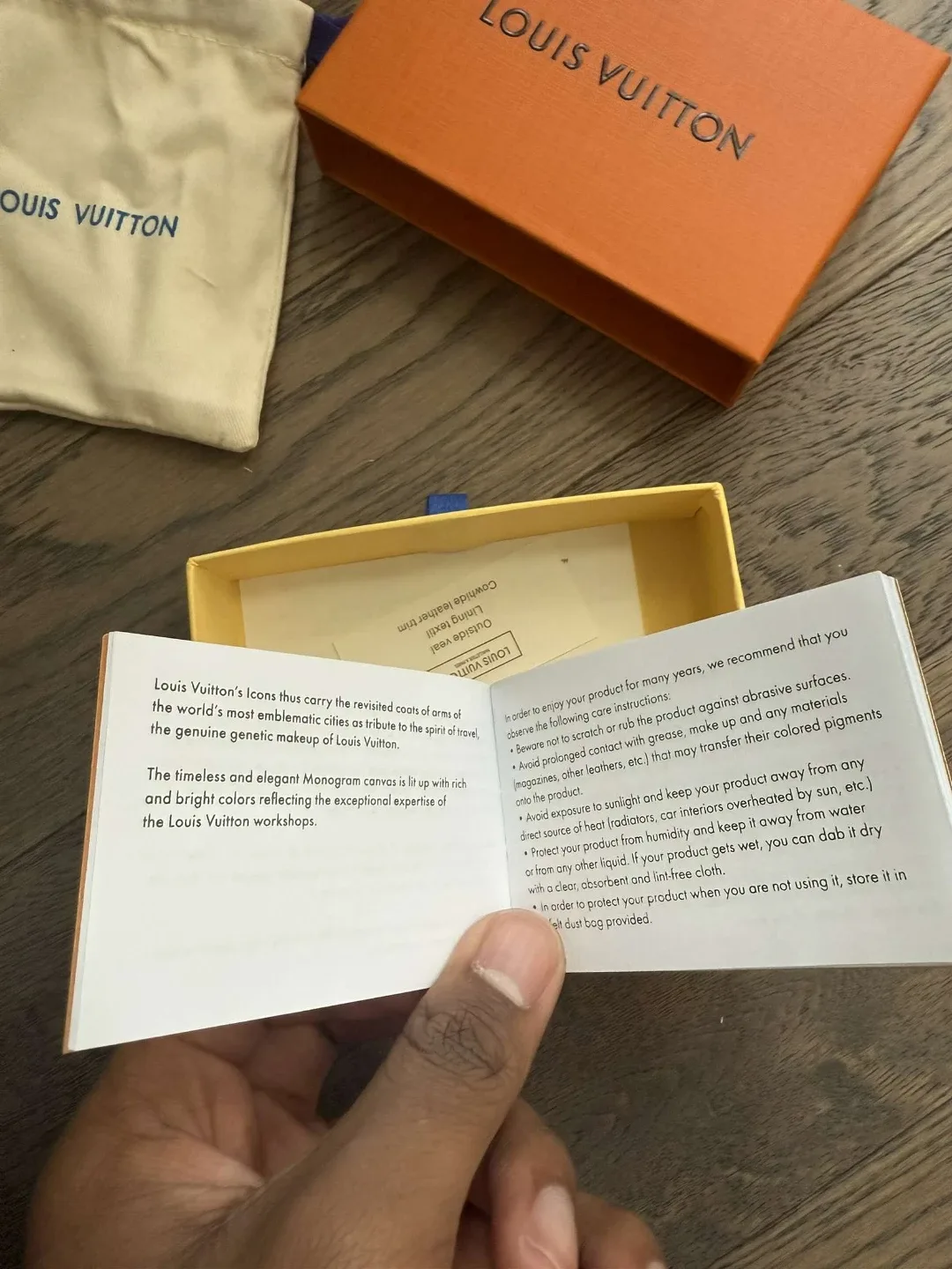 LV Braclet image indicator(4)