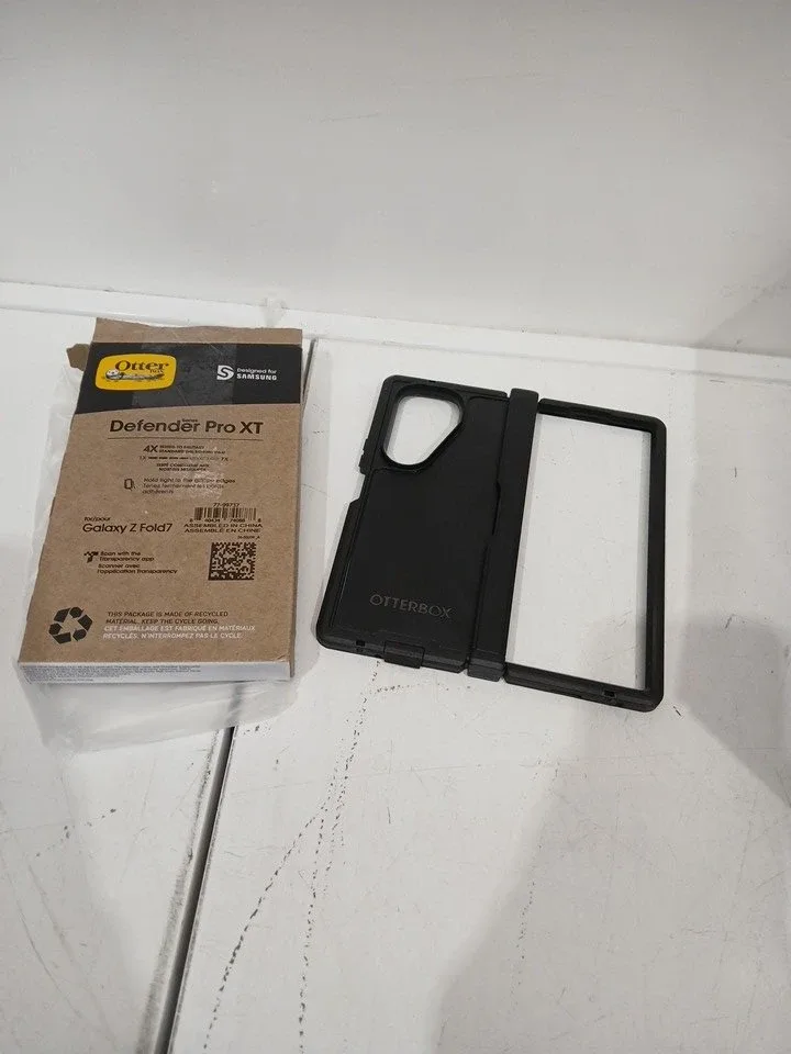 NEW -Otterbox Samsung Galaxy Z Fold 7 Case image indicator(3)