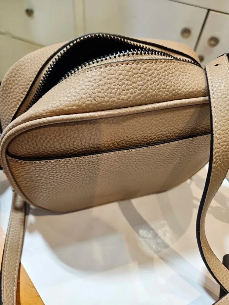 Armani Exchange Beige Crossbody Bag - New with Tags! image indicator(5)