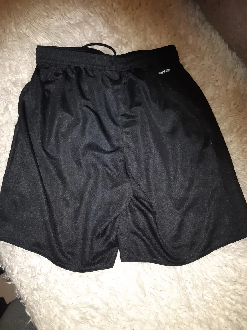 Adidas Climalite Black Shorts - kids Size L image indicator(3)