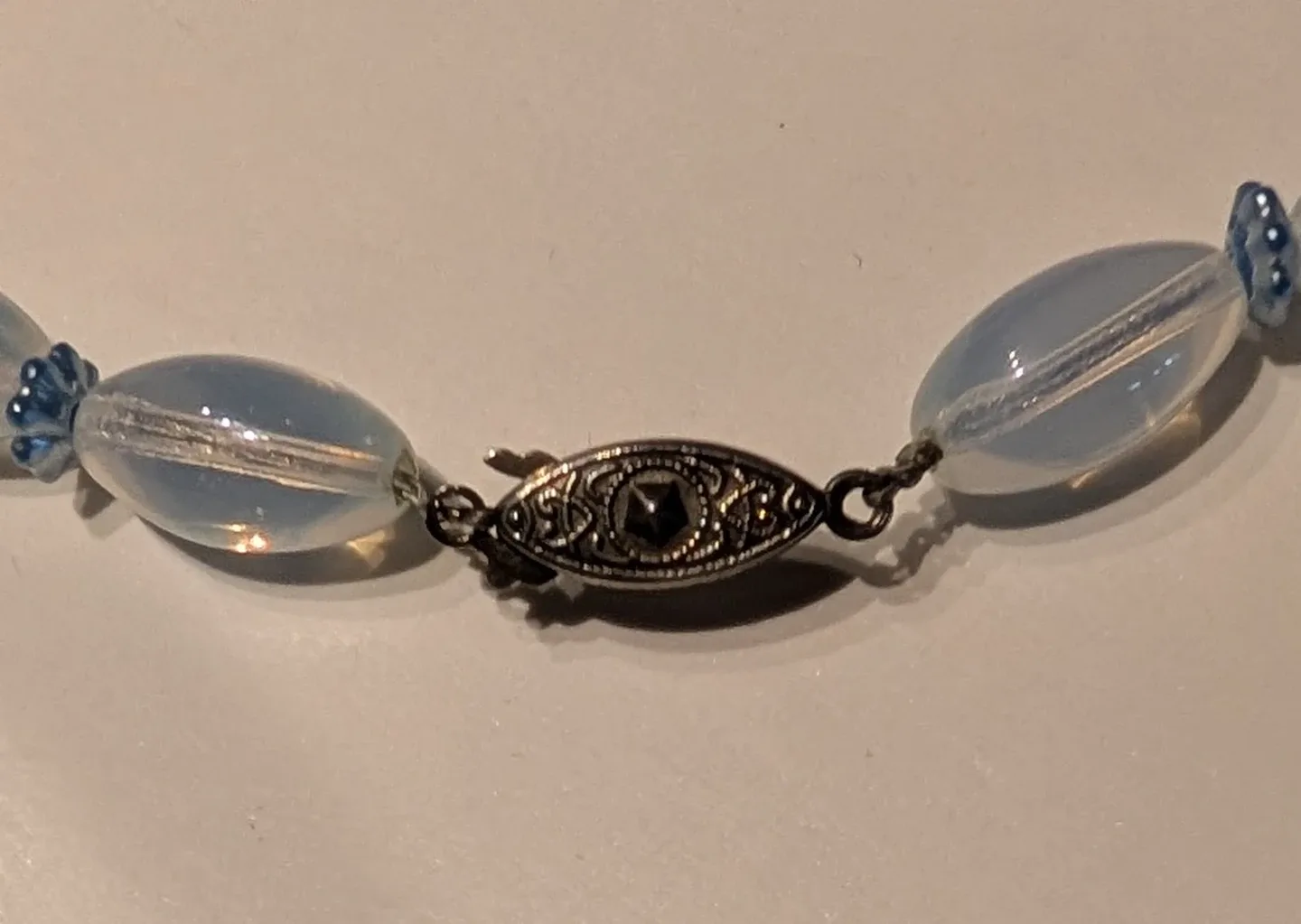 Blue Necklace with Resin beads image indicator(2)