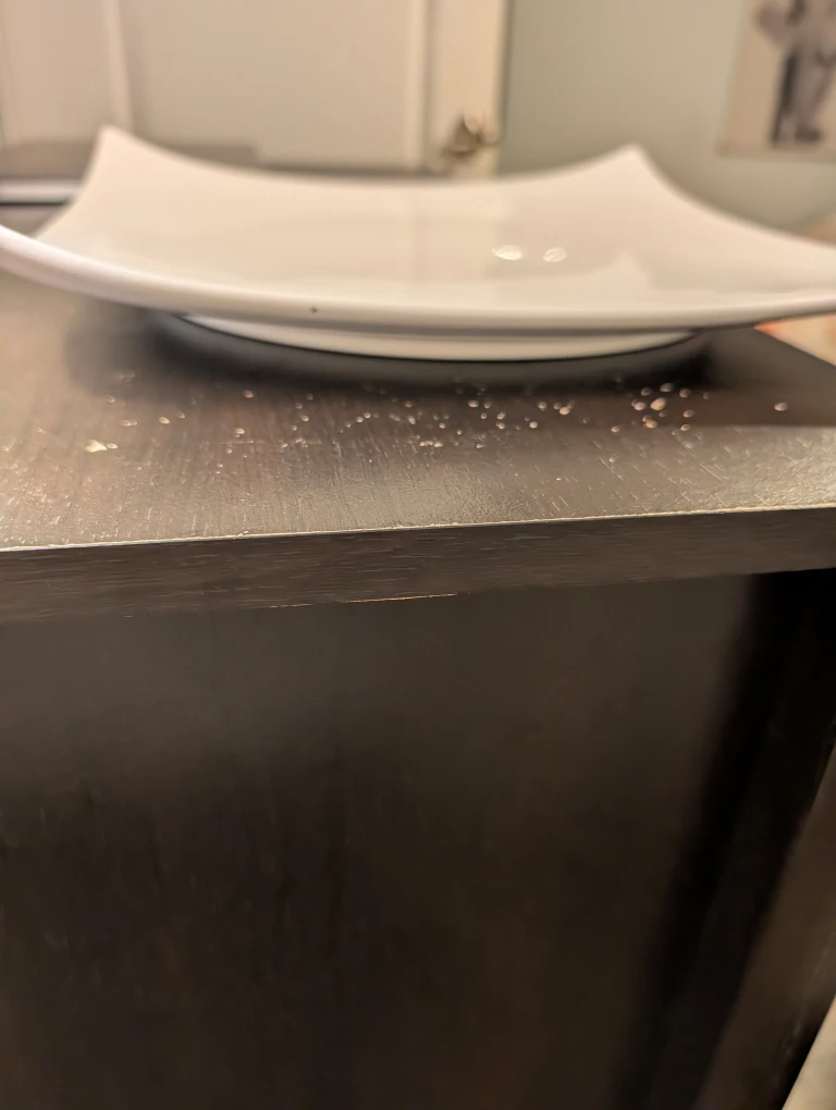 Square White Plates - Set of 2 - photo 2