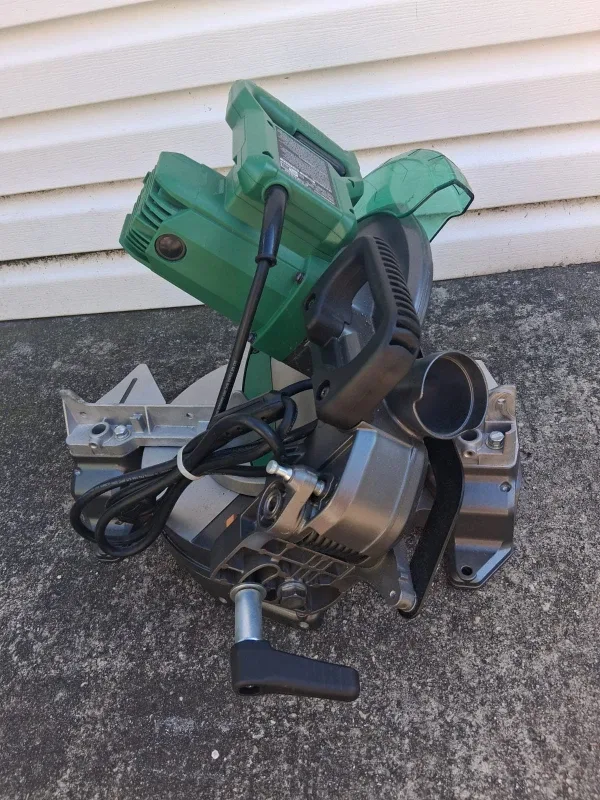 Metabo HPT 12-Inch Compound Miter Saw