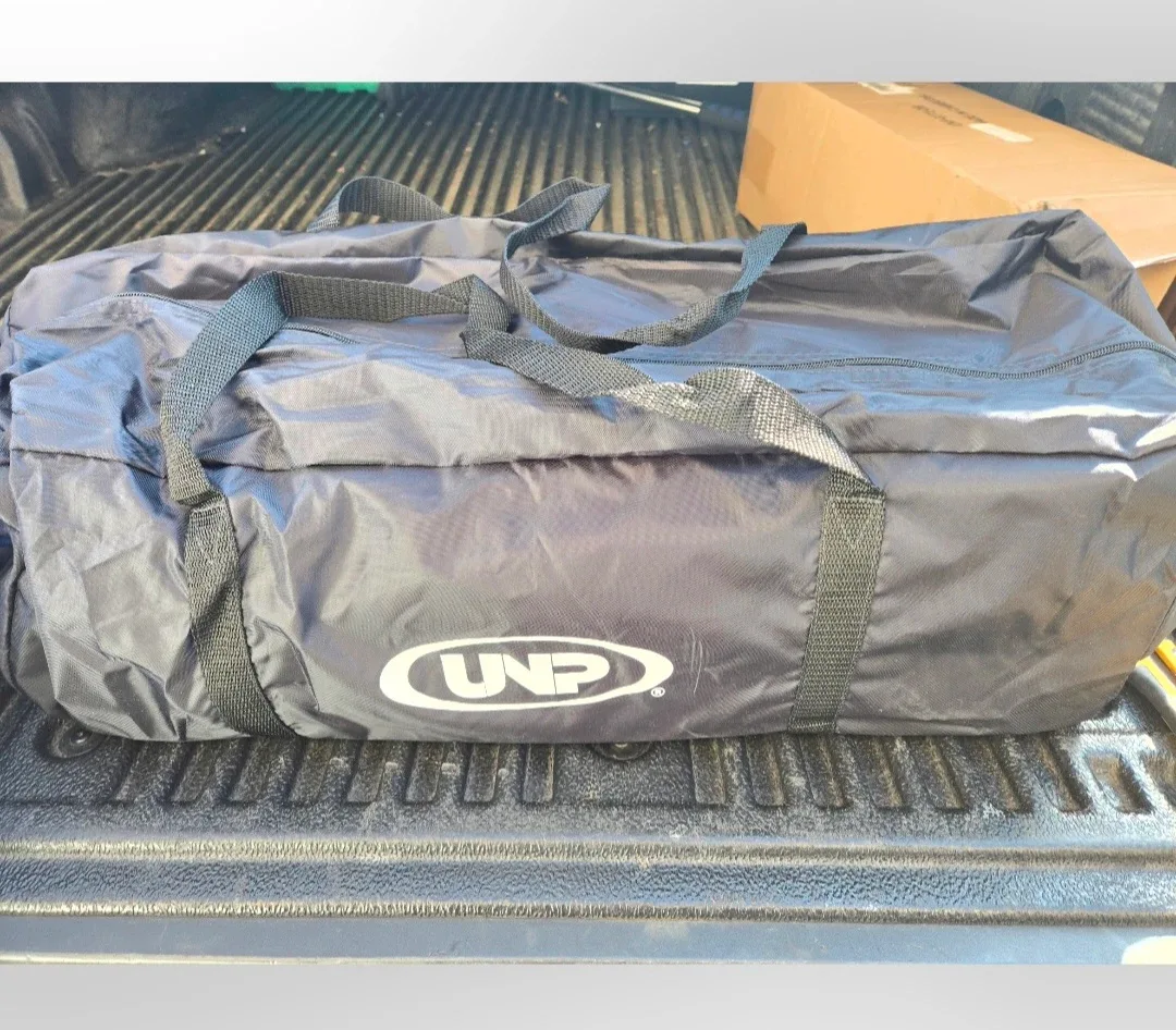 New UNP 4-Person Tent - 8ft x 7ft x 72in – Blue/Green image indicator(2)