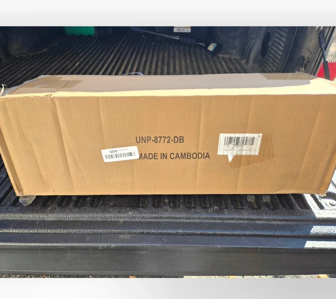 New UNP 4-Person Tent - 8ft x 7ft x 72in – Blue/Green image indicator(4)