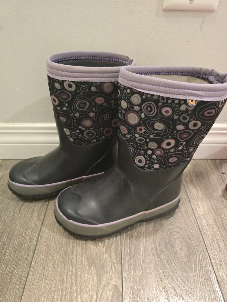 Bogs Kids' Stomper Circle Boots - Size 12 image indicator(2)