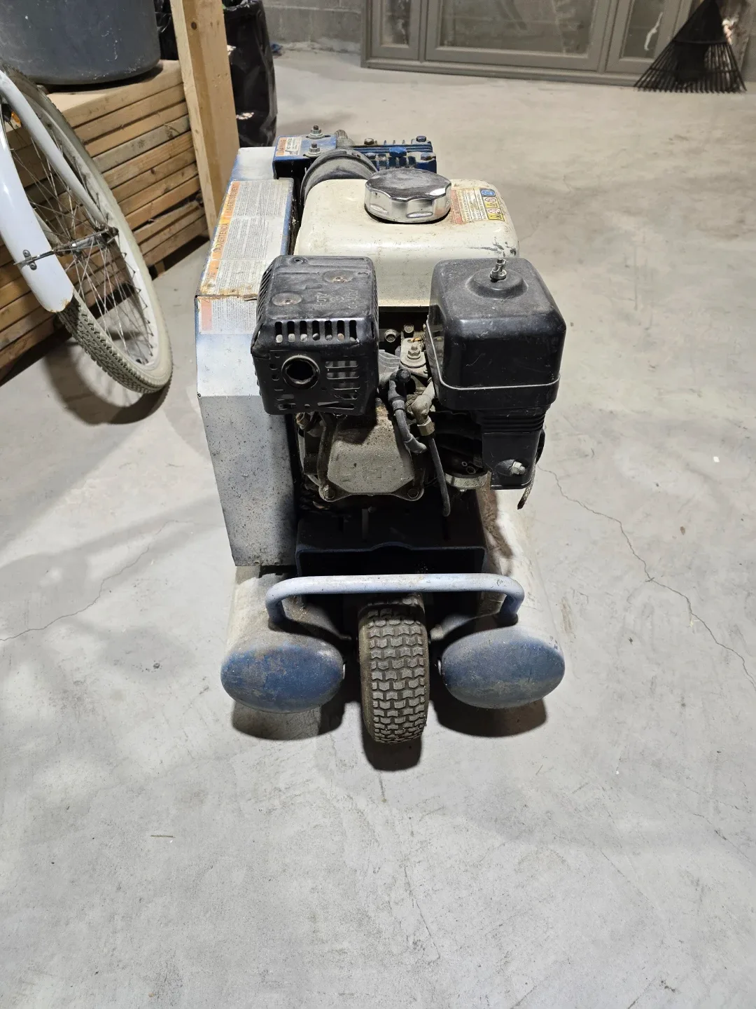 Jenny Air Compressor with Honda GX 160 Engine image indicator(3)