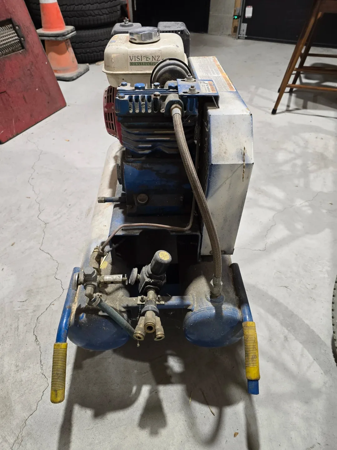 Jenny Air Compressor with Honda GX 160 Engine image indicator(4)