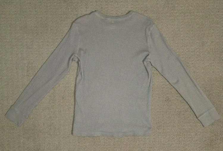 H&M Grey Waffle Knit Long Sleeve - Size M image indicator(2)