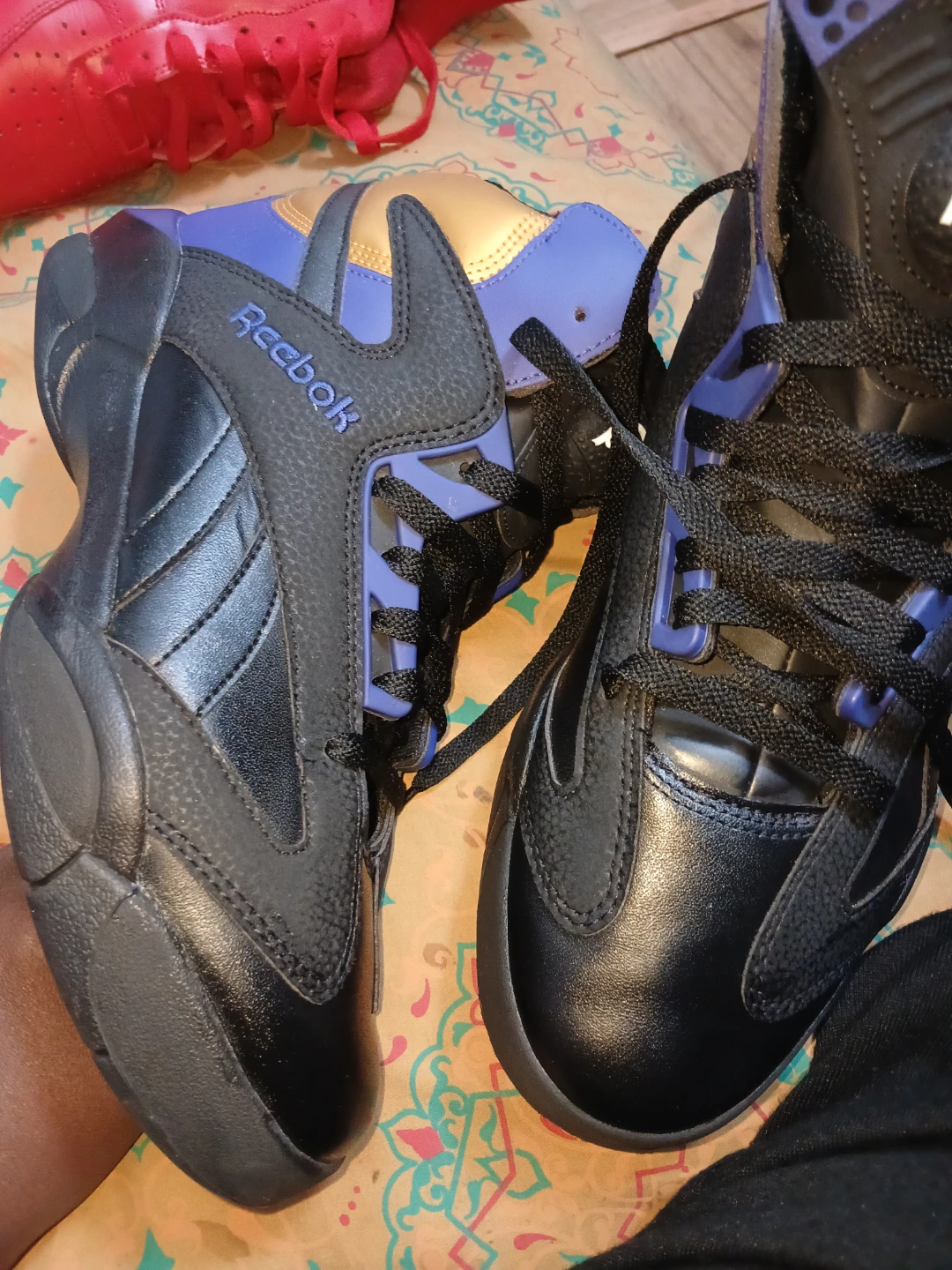 Reebok Shaq Attaq Basketball Shoes - Size 9.5