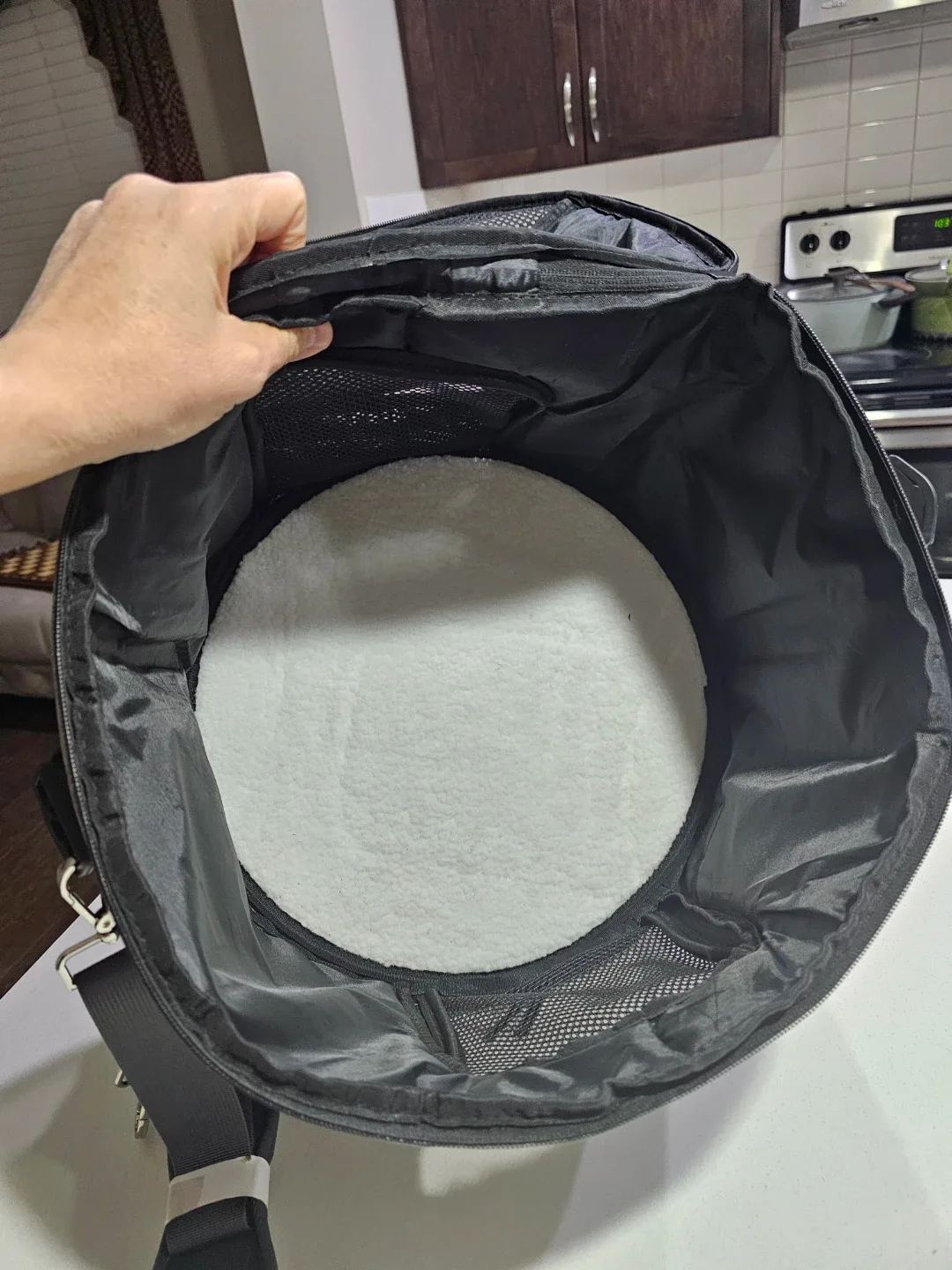 Grey Pet Carrier airline approved (New) image indicator(5)