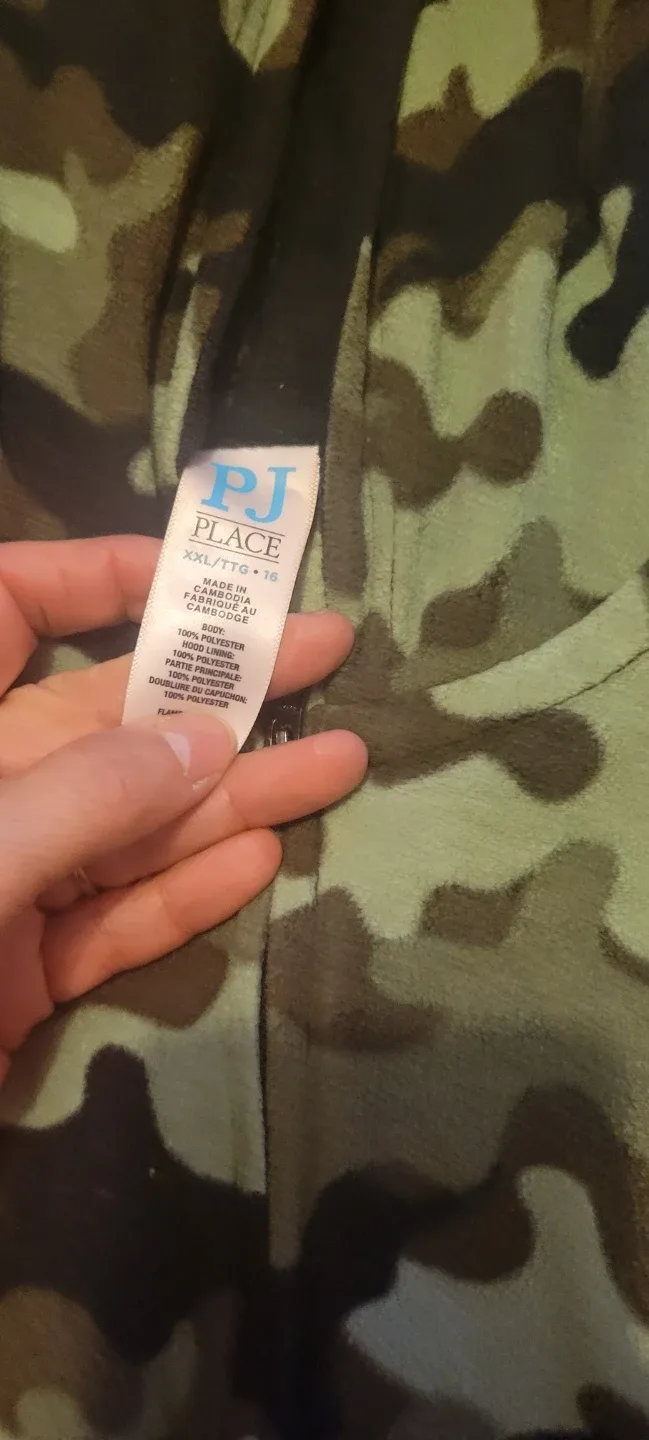 The Children's Place Camo Onesie - Size XXL image indicator(2)
