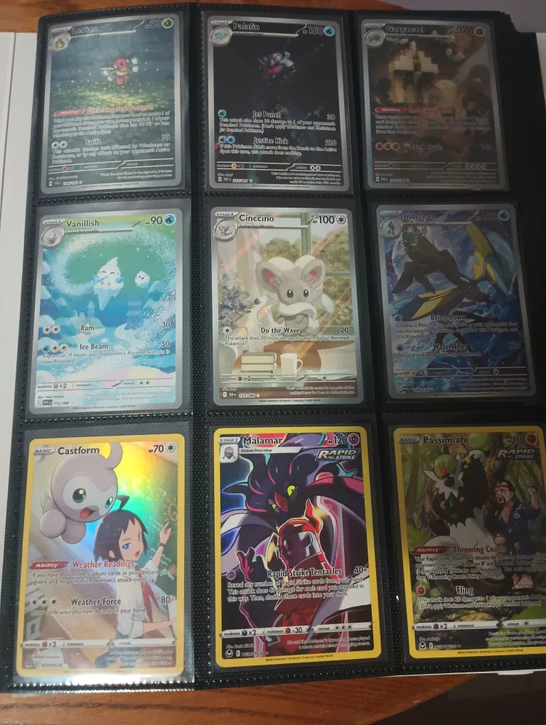 Pokemon Trading Cards Lot