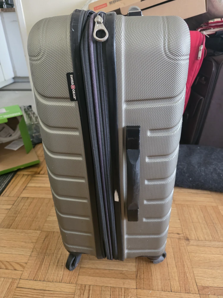 Swiss Gear Carry-On Suitcase - photo 2