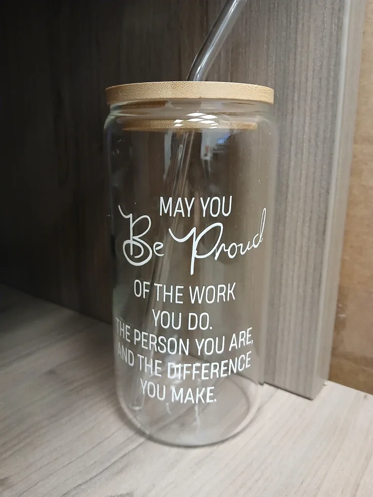 🆕️Glass jar with bamboo top, glass straw, cleaning - Giftable!